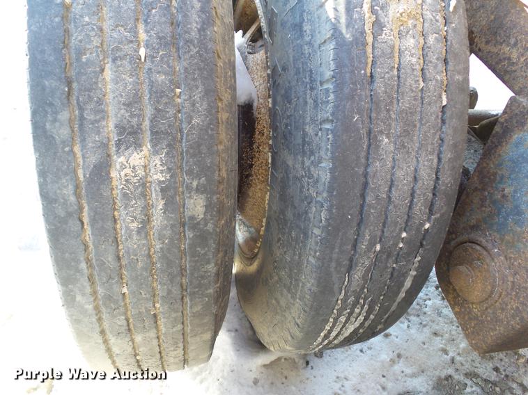 image for item EM9087 Cedarapids screen