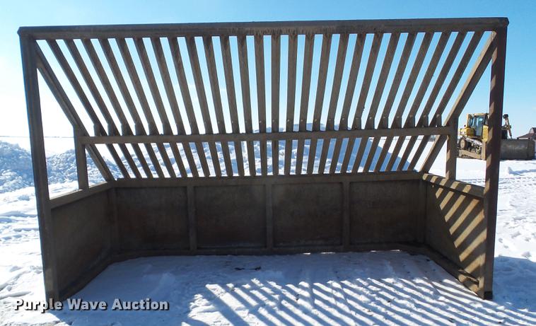 image for item EM9090 Forty degree static screen