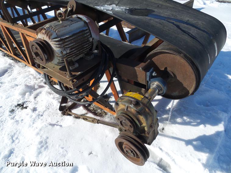 image for item EM9091 Stacking conveyor