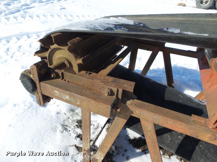 image for item EM9091 Stacking conveyor