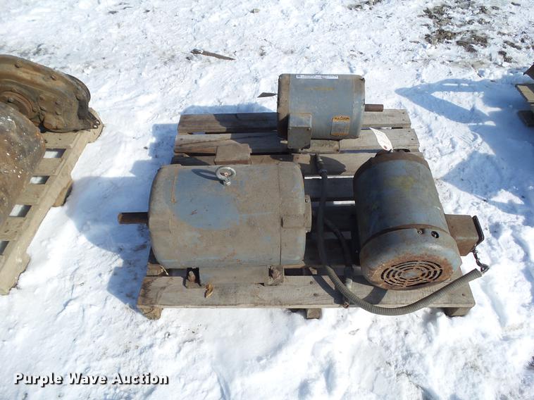 image for item EM9093 (3) electric motors