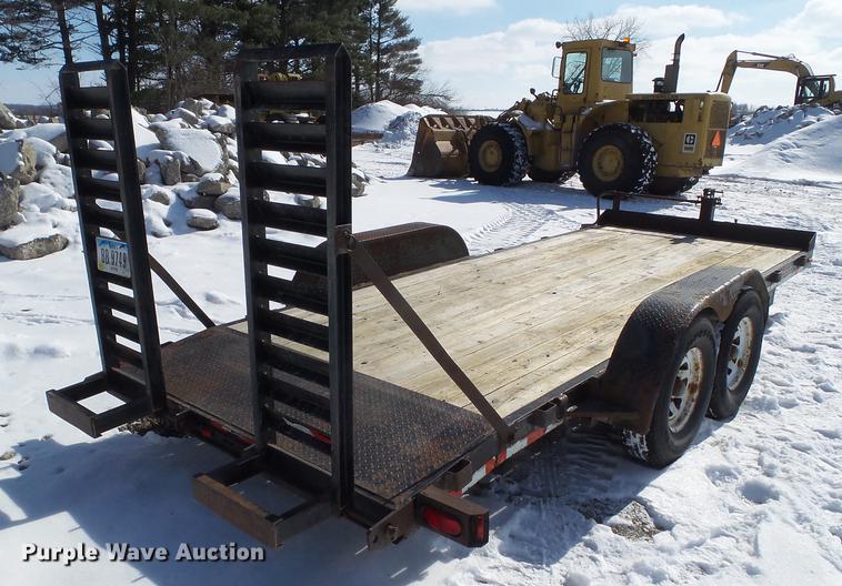 image for item EM9095 2004 Maclander utility trailer