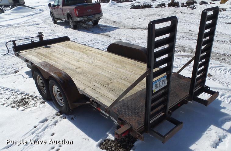 image for item EM9095 2004 Maclander utility trailer