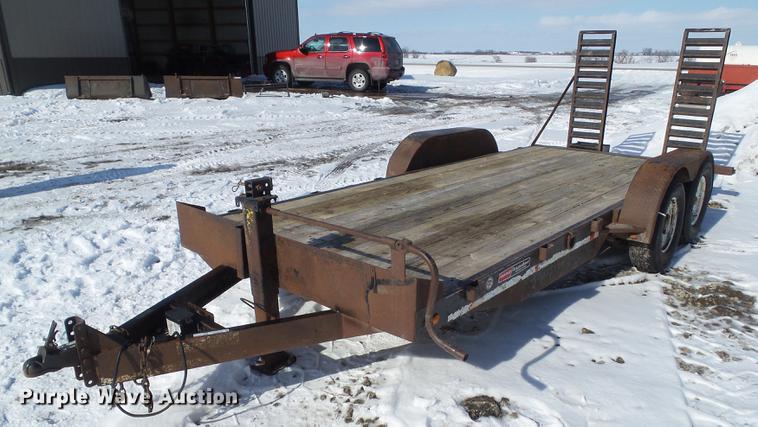 image for item EM9095 2004 Maclander utility trailer