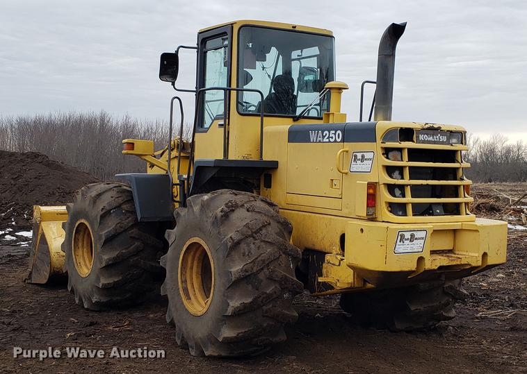 image for item EN9798 1998 Komatsu WA250 wheel loader