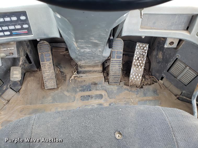 image for item EN9798 1998 Komatsu WA250 wheel loader