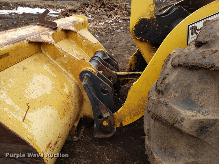 image for item EN9798 1998 Komatsu WA250 wheel loader