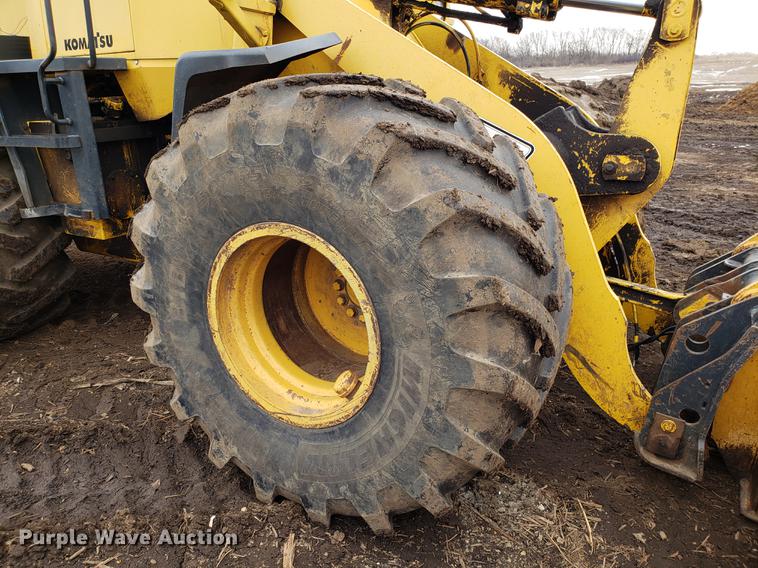 image for item EN9798 1998 Komatsu WA250 wheel loader