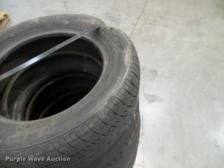 image for item EP9832 (5) pallets of tires