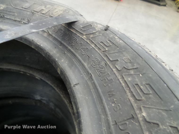 image for item EP9832 (5) pallets of tires