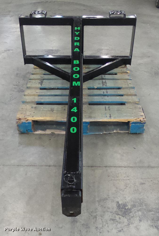 image for item EP9833 2018 B-Built Manufacturing HB-1400 skid steer truss boom
