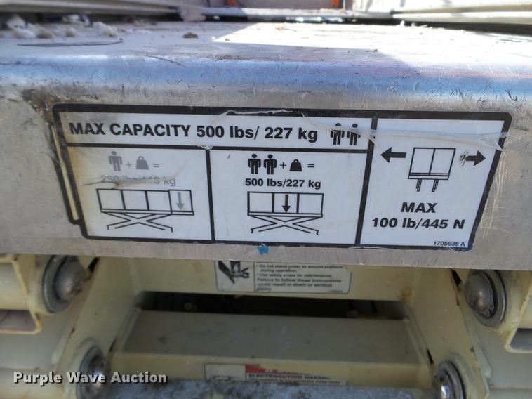 image for item EW9932 2005 JLG 1930ES scissor lift