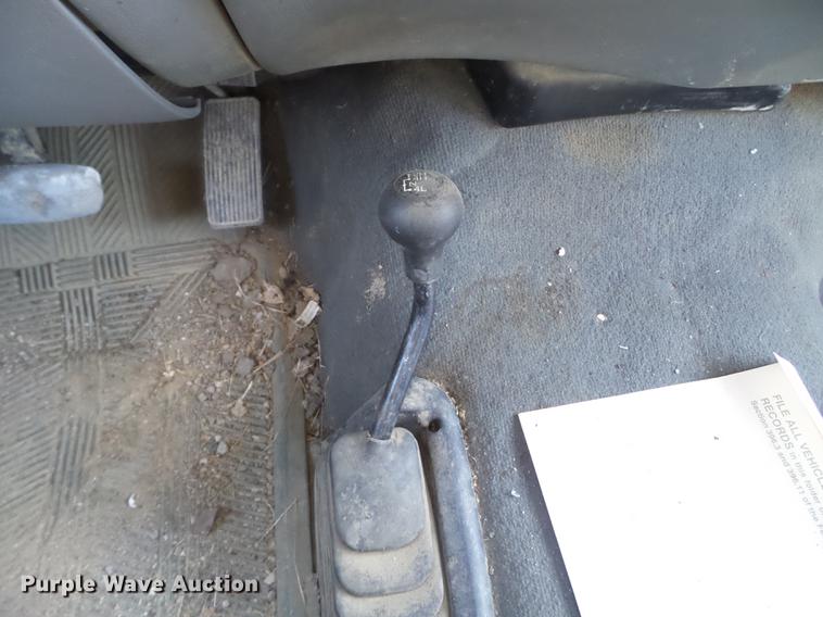 image for item EW9952 2006 Ford F450 Super Duty Crew Cab utility truck