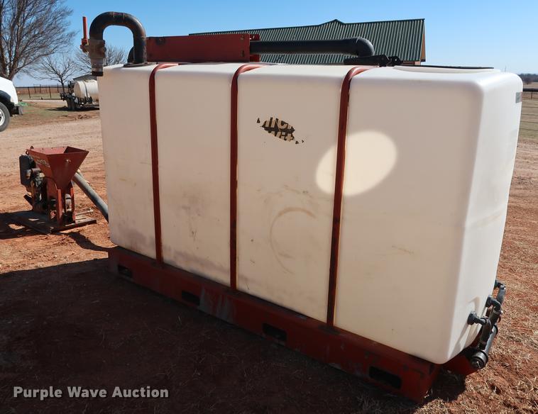 image for item FE9583 2007 Ditch Witch FM13V fluid management system