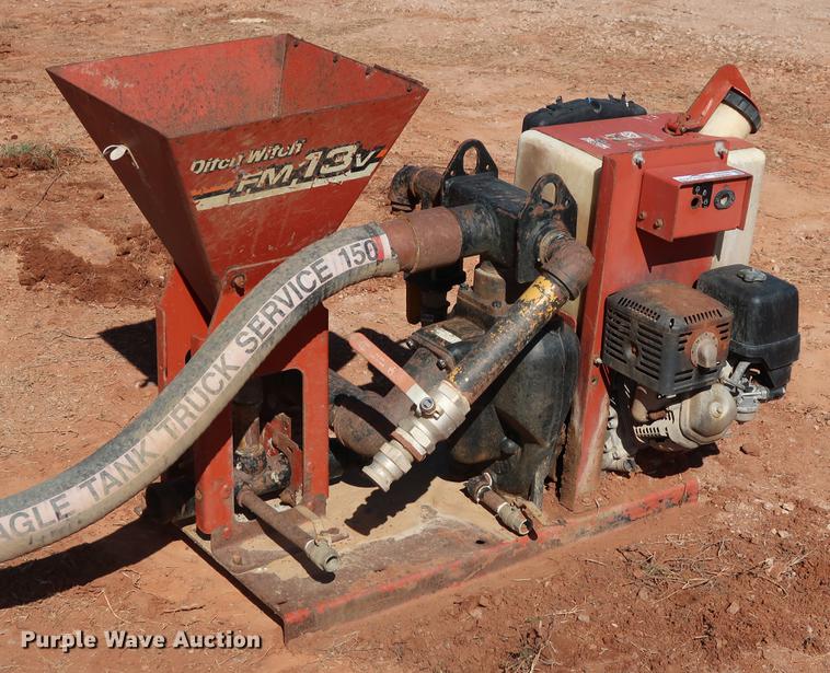 image for item FE9583 2007 Ditch Witch FM13V fluid management system