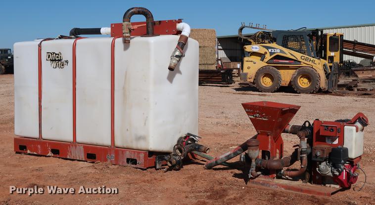 image for item FE9584 2007 Ditch Witch FM13V fluid management system