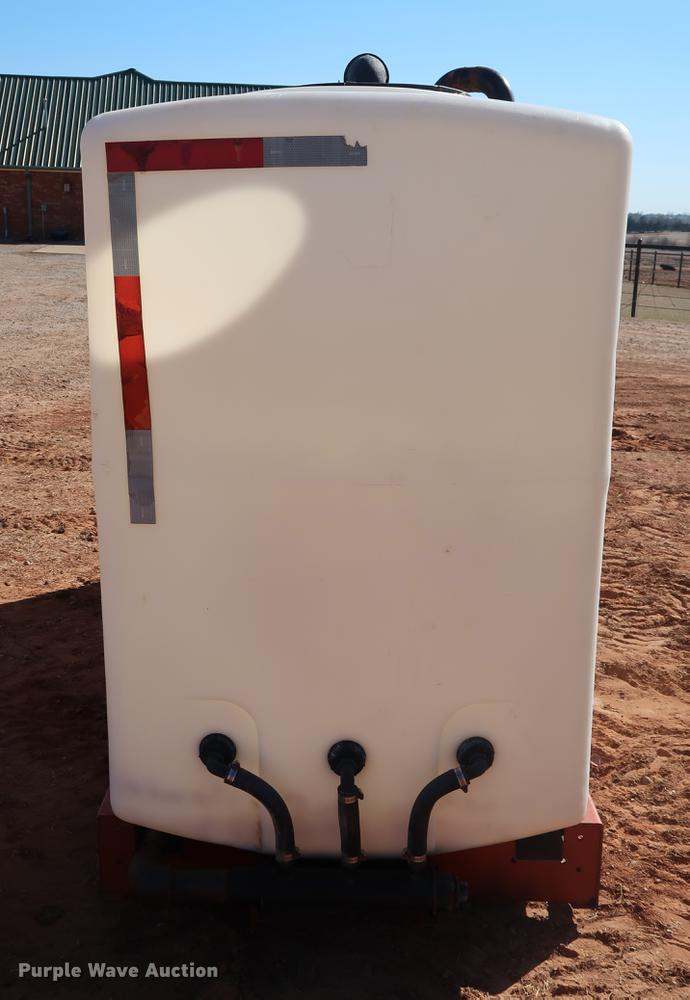 image for item FE9584 2007 Ditch Witch FM13V fluid management system