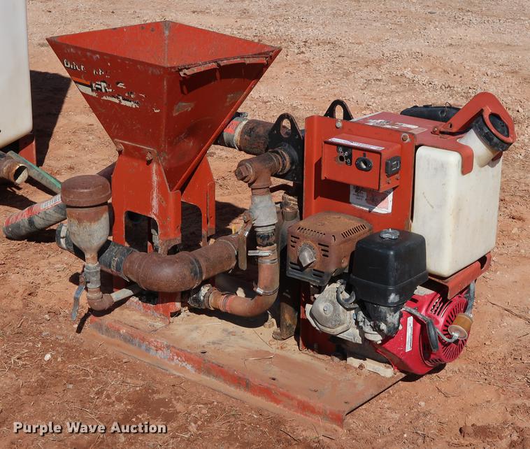 image for item FE9584 2007 Ditch Witch FM13V fluid management system