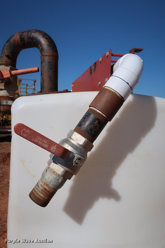 image for item FE9584 2007 Ditch Witch FM13V fluid management system