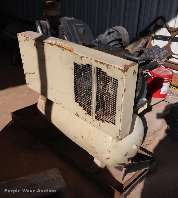 image for item FE9587 Ingersoll Rand 2475 air compressor
