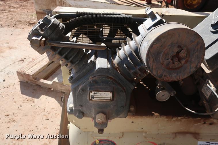image for item FE9587 Ingersoll Rand 2475 air compressor
