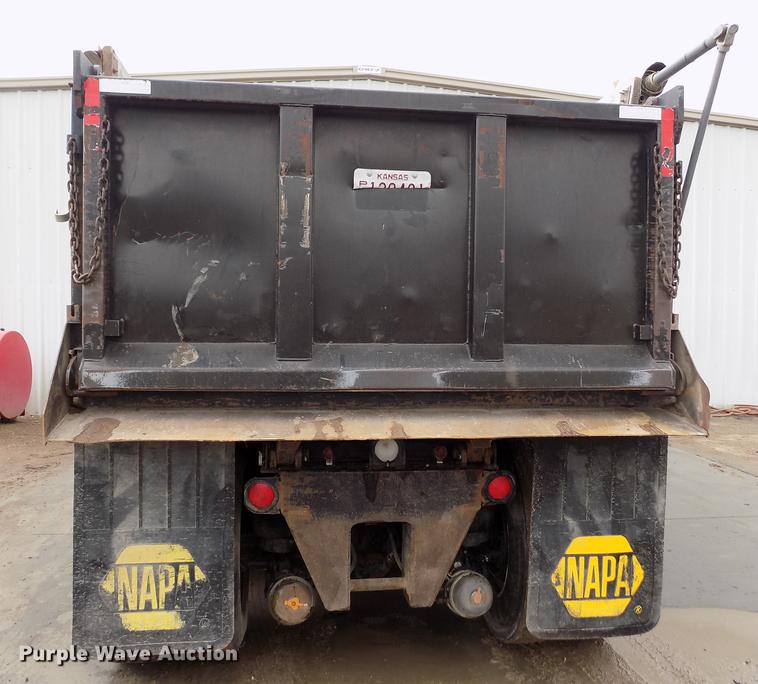image for item FH9058 1998 Kenworth T800 dump truck