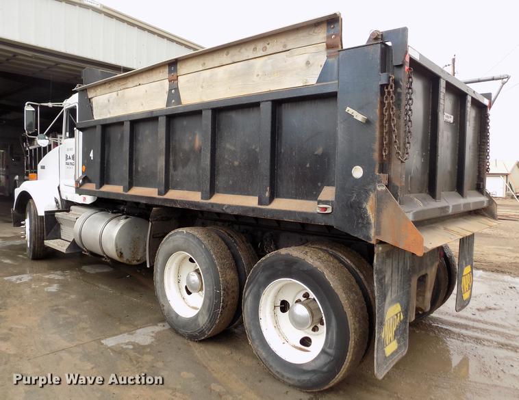 image for item FH9058 1998 Kenworth T800 dump truck