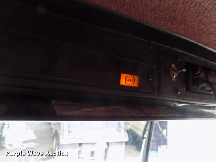 image for item FH9058 1998 Kenworth T800 dump truck