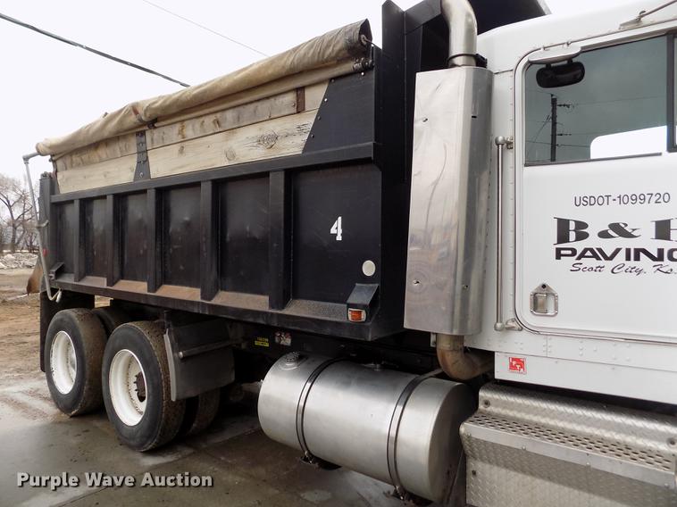 image for item FH9058 1998 Kenworth T800 dump truck