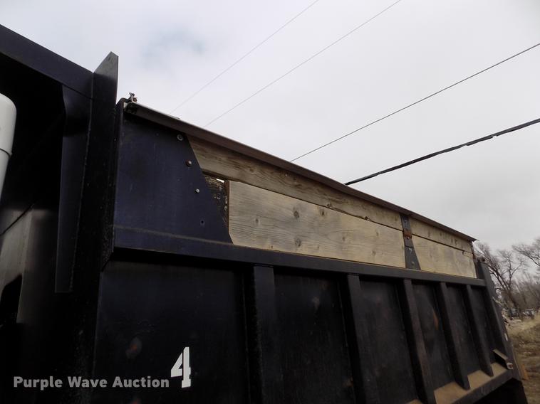 image for item FH9058 1998 Kenworth T800 dump truck