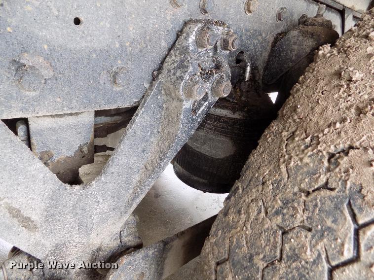 image for item FH9058 1998 Kenworth T800 dump truck