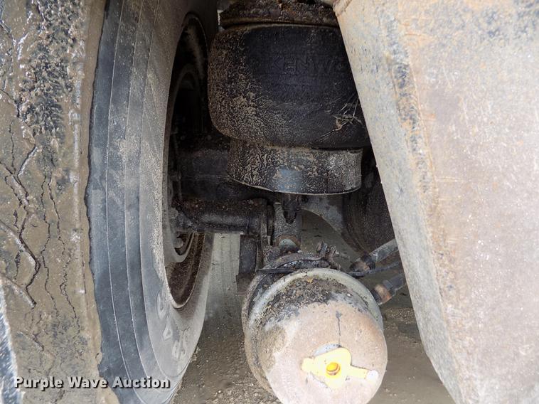 image for item FH9058 1998 Kenworth T800 dump truck