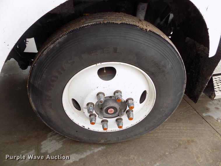 image for item FH9058 1998 Kenworth T800 dump truck