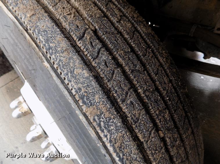 image for item FH9058 1998 Kenworth T800 dump truck