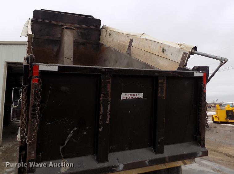 image for item FH9058 1998 Kenworth T800 dump truck