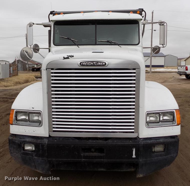 image for item FH9060 2001 Freightliner FLD dump truck