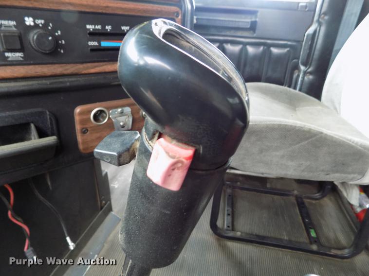 image for item FH9060 2001 Freightliner FLD dump truck