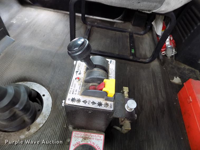 image for item FH9060 2001 Freightliner FLD dump truck