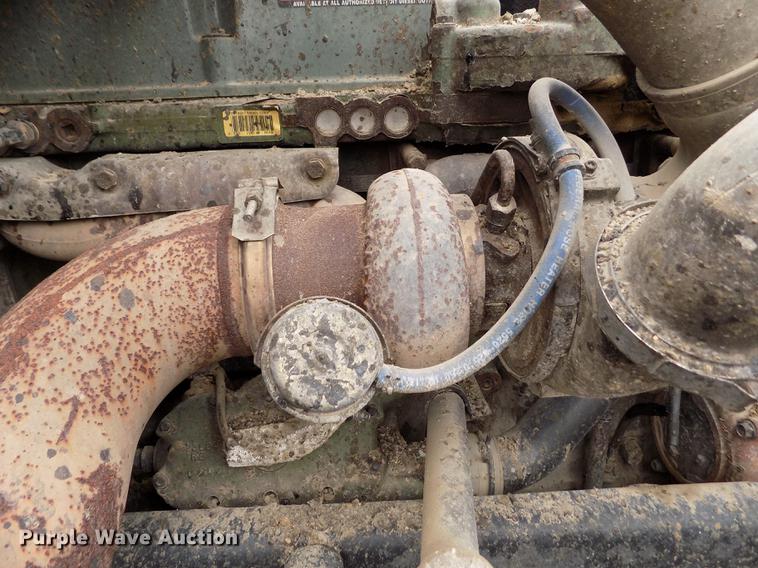 image for item FH9060 2001 Freightliner FLD dump truck