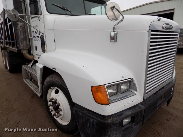 image for item FH9060 2001 Freightliner FLD dump truck