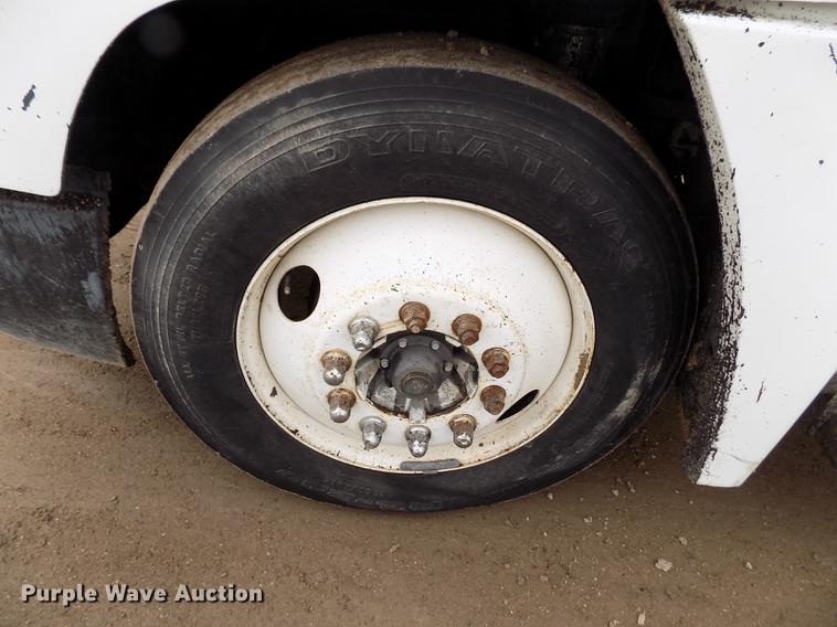 image for item FH9060 2001 Freightliner FLD dump truck