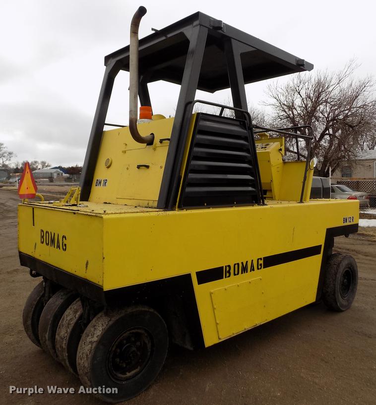 image for item FH9061 1988 Bomag BW12R pneumatic roller