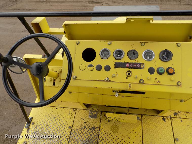 image for item FH9061 1988 Bomag BW12R pneumatic roller