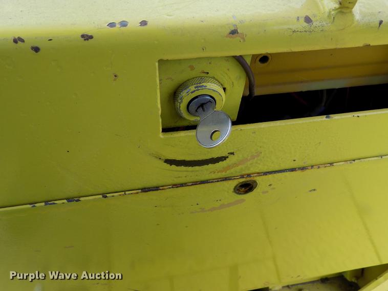 image for item FH9061 1988 Bomag BW12R pneumatic roller