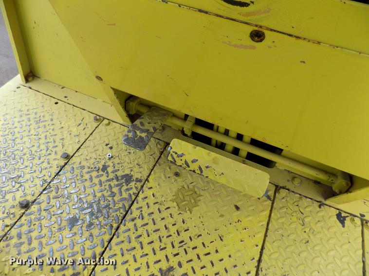 image for item FH9061 1988 Bomag BW12R pneumatic roller