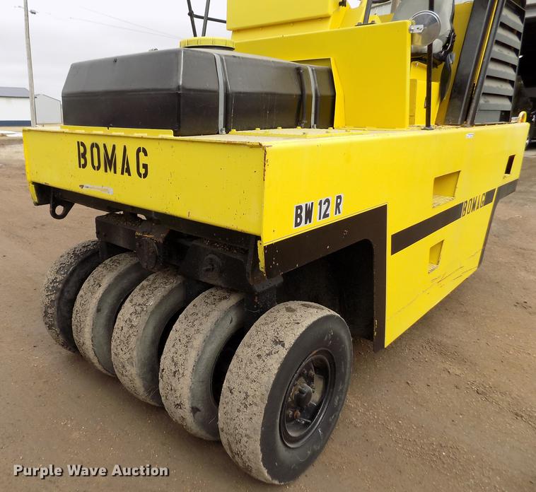 image for item FH9061 1988 Bomag BW12R pneumatic roller
