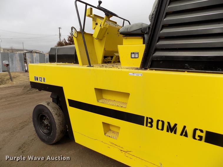 image for item FH9061 1988 Bomag BW12R pneumatic roller
