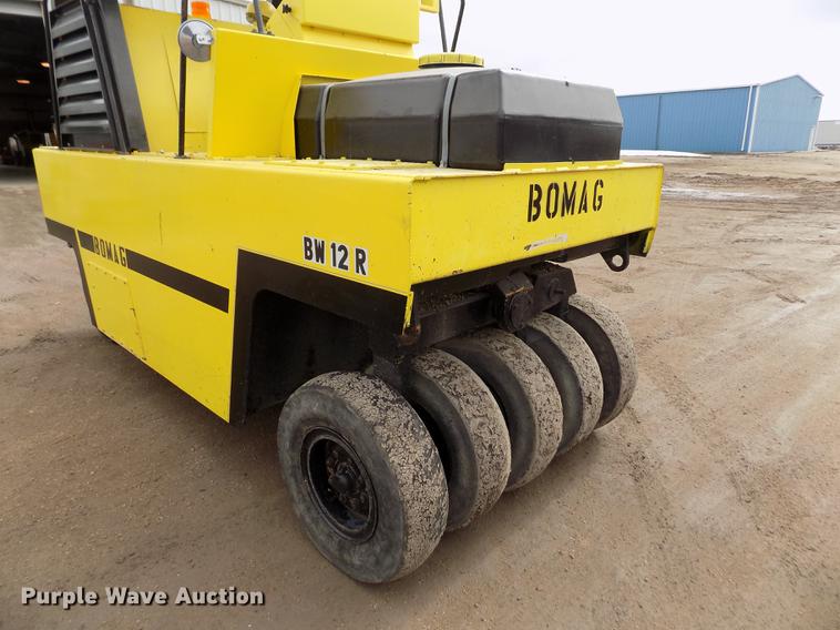 image for item FH9061 1988 Bomag BW12R pneumatic roller