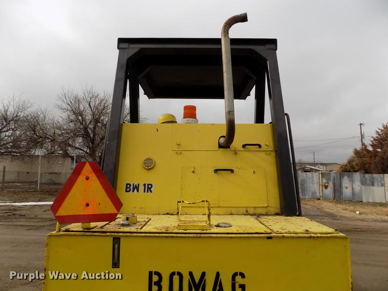 image for item FH9061 1988 Bomag BW12R pneumatic roller