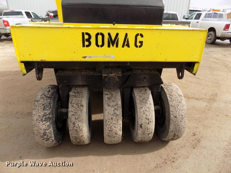 image for item FH9061 1988 Bomag BW12R pneumatic roller